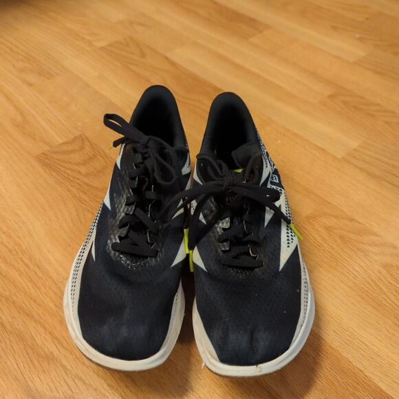 Hoka Crescendo MD Track & Field Running Shoes M 8 W 9.5 Black White 1134520 - Picture 2 of 7